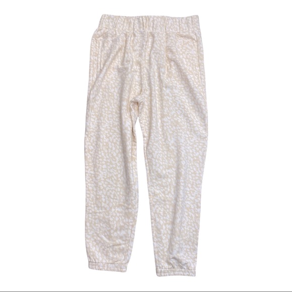 Fabletics Cloe Slim Chill High Rise Jogger Sweatpants - Picture 3 of 6